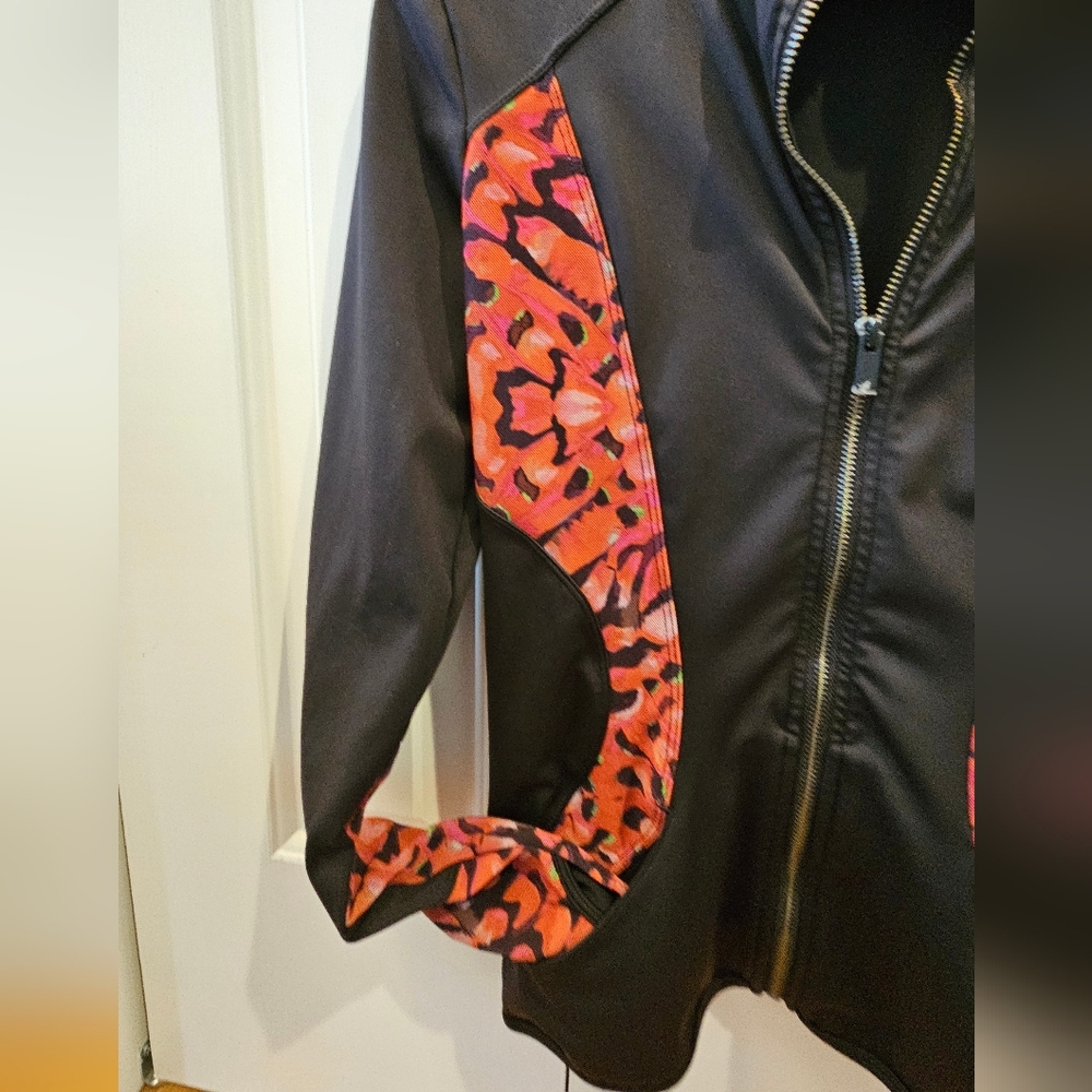 Desigual Women's S, Butterfly Print Sport Jacket - Picture 6 of 6
